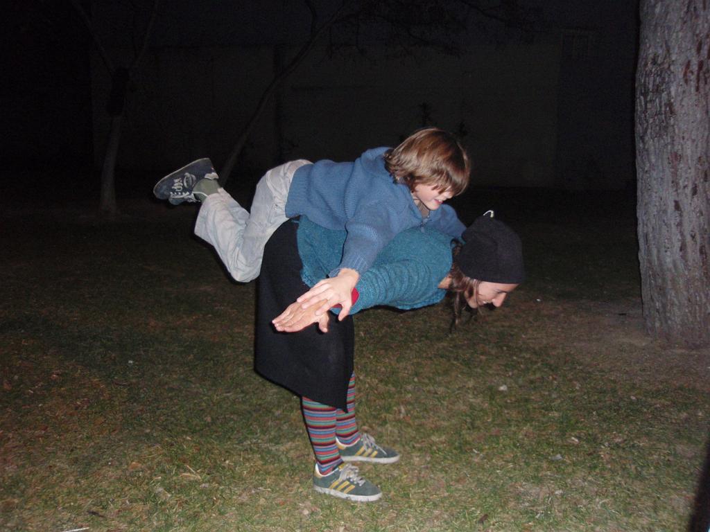 Dec057.jpg